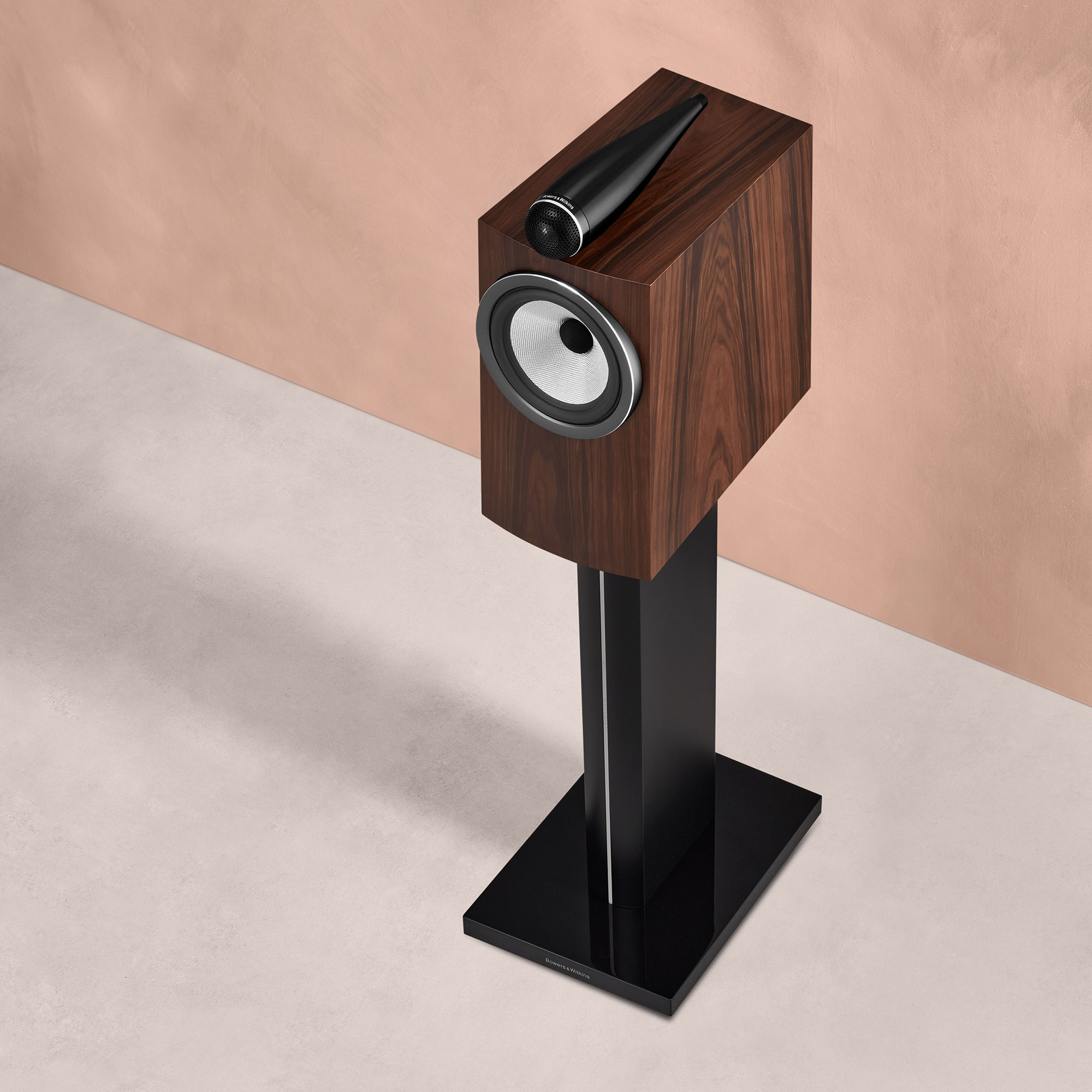 Акустическая система Bowers & Willkins 705 S3