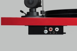 Проигрыватель винила Pro-Ject Essential III Phono (OM 10)