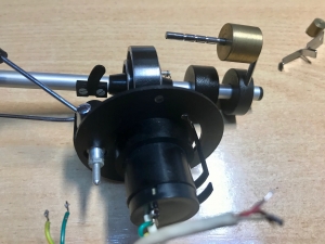 Тонарм винилового проигрывателя Lenco L-450