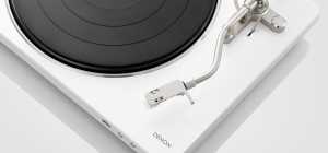 Проигрыватель винила Denon DP-450USB